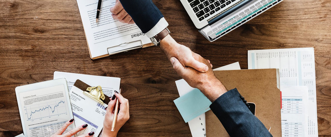 Cum colaborez cu un content writer în România?